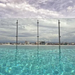 Hotel Courtyard By Marriott Piantini Santo Domingo
